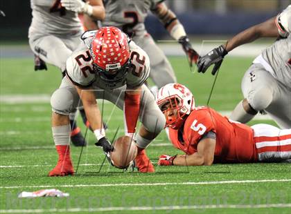 Thumbnail 3 in Cedar Hill vs. Katy (UIL 5A Divison 2 Final)  photogallery.