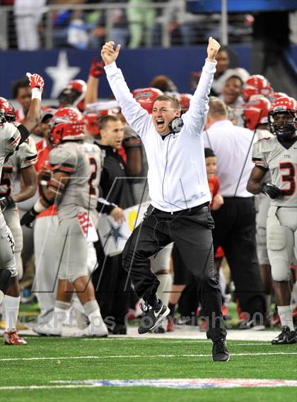 Thumbnail 1 in Cedar Hill vs. Katy (UIL 5A Divison 2 Final)  photogallery.