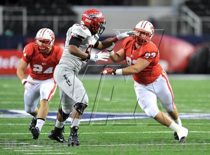 Thumbnail 1 in Cedar Hill vs. Katy (UIL 5A Divison 2 Final)  photogallery.