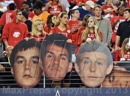 Thumbnail 2 in Cedar Hill vs. Katy (UIL 5A Divison 2 Final)  photogallery.