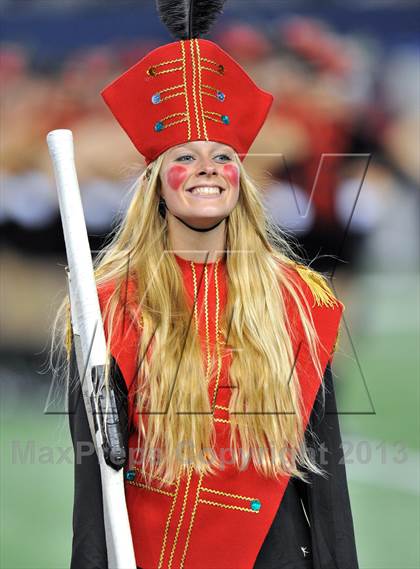 Thumbnail 3 in Cedar Hill vs. Katy (UIL 5A Divison 2 Final)  photogallery.