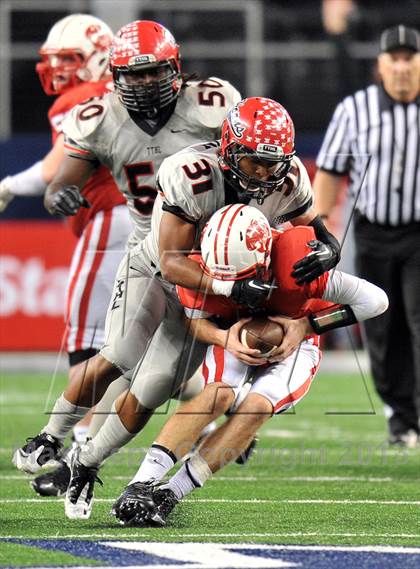 Thumbnail 3 in Cedar Hill vs. Katy (UIL 5A Divison 2 Final)  photogallery.