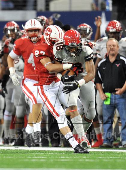 Thumbnail 3 in Cedar Hill vs. Katy (UIL 5A Divison 2 Final)  photogallery.