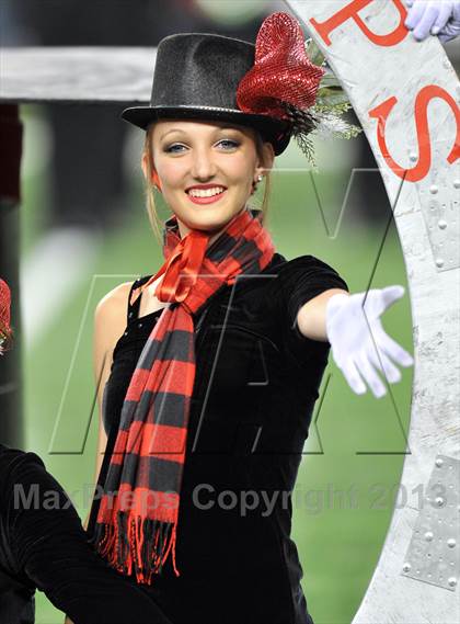 Thumbnail 2 in Cedar Hill vs. Katy (UIL 5A Divison 2 Final)  photogallery.