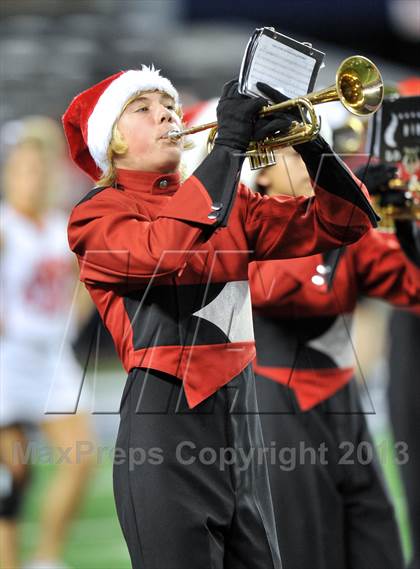 Thumbnail 2 in Cedar Hill vs. Katy (UIL 5A Divison 2 Final)  photogallery.