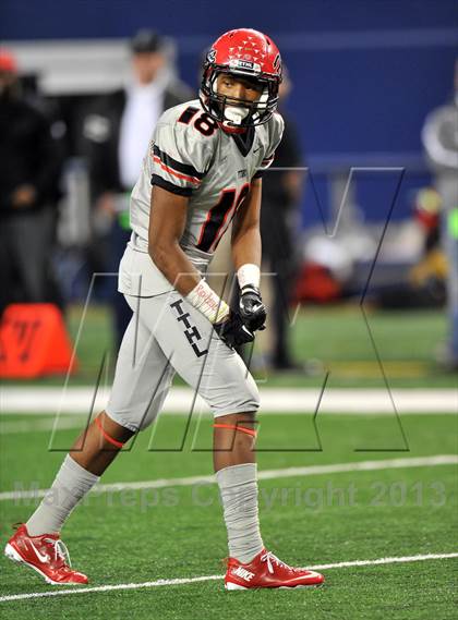 Thumbnail 1 in Cedar Hill vs. Katy (UIL 5A Divison 2 Final)  photogallery.