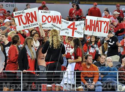 Thumbnail 1 in Cedar Hill vs. Katy (UIL 5A Divison 2 Final)  photogallery.