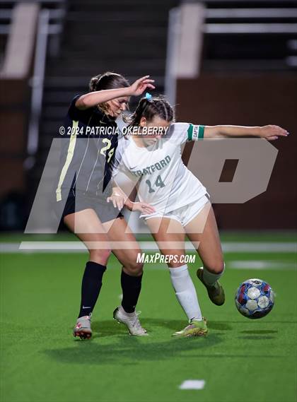 Thumbnail 2 in Stratford vs Jordan (2024 UIL Texas Girls Soccer 6A Reg. 3 & 4) photogallery.