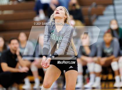 Thumbnail 1 in Lincoln Southwest vs. Pius X photogallery.