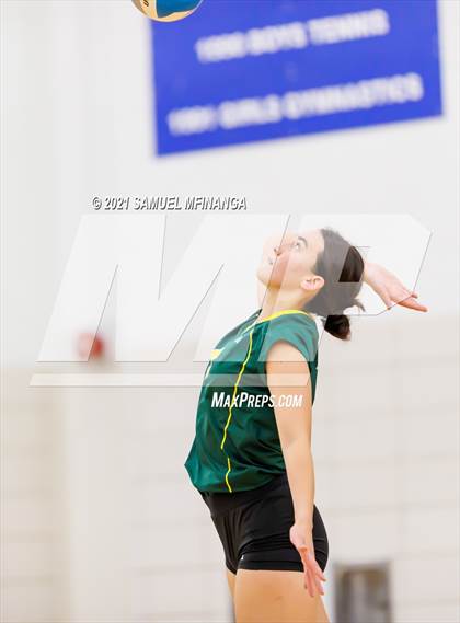 Thumbnail 1 in Lincoln Southwest vs. Pius X photogallery.