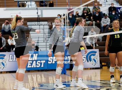 Thumbnail 3 in Lincoln Southwest vs. Pius X photogallery.