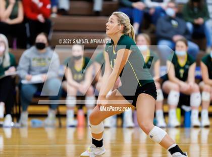 Thumbnail 1 in Lincoln Southwest vs. Pius X photogallery.