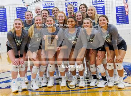 Thumbnail 3 in Lincoln Southwest vs. Pius X photogallery.
