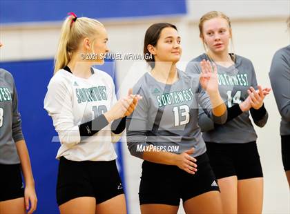 Thumbnail 3 in Lincoln Southwest vs. Pius X photogallery.