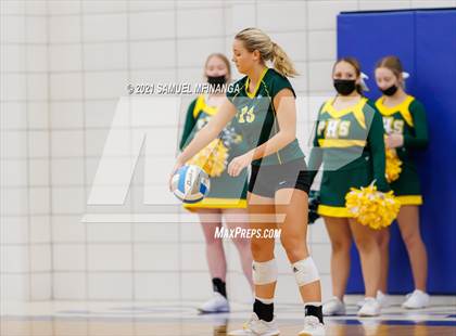 Thumbnail 1 in Lincoln Southwest vs. Pius X photogallery.