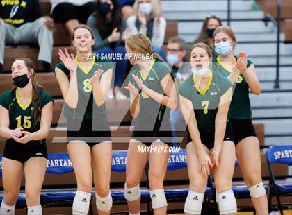 Thumbnail 2 in Lincoln Southwest vs. Pius X photogallery.