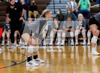 Thumbnail 1 in Lincoln Southwest vs. Pius X photogallery.