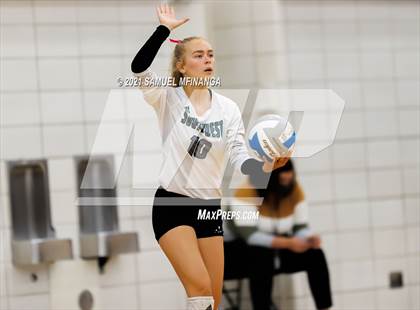 Thumbnail 2 in Lincoln Southwest vs. Pius X photogallery.