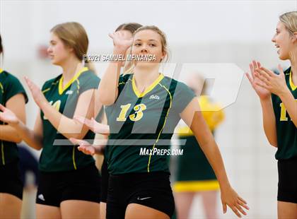 Thumbnail 3 in Lincoln Southwest vs. Pius X photogallery.