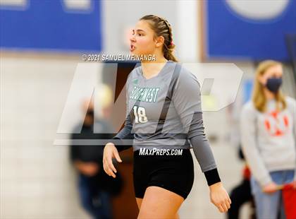Thumbnail 3 in Lincoln Southwest vs. Pius X photogallery.
