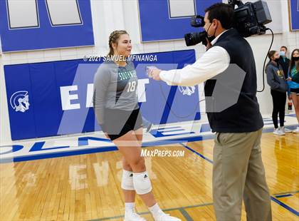 Thumbnail 1 in Lincoln Southwest vs. Pius X photogallery.
