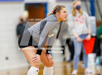 Thumbnail 1 in Lincoln Southwest vs. Pius X photogallery.