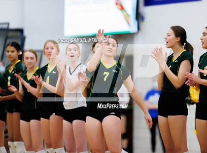 Thumbnail 3 in Lincoln Southwest vs. Pius X photogallery.