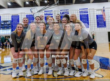 Thumbnail 1 in Lincoln Southwest vs. Pius X photogallery.