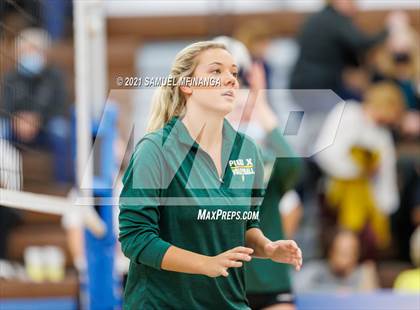 Thumbnail 1 in Lincoln Southwest vs. Pius X photogallery.