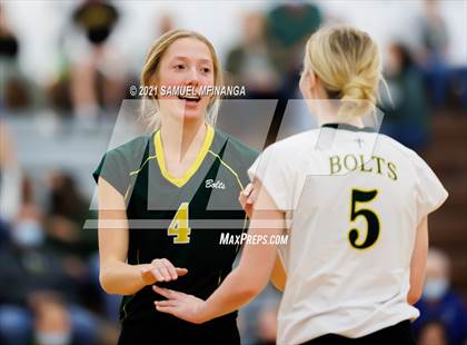 Thumbnail 2 in Lincoln Southwest vs. Pius X photogallery.