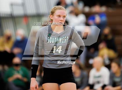 Thumbnail 1 in Lincoln Southwest vs. Pius X photogallery.