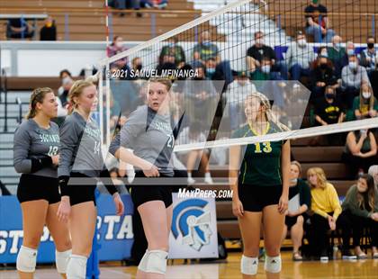 Thumbnail 3 in Lincoln Southwest vs. Pius X photogallery.