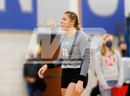 Thumbnail 2 in Lincoln Southwest vs. Pius X photogallery.
