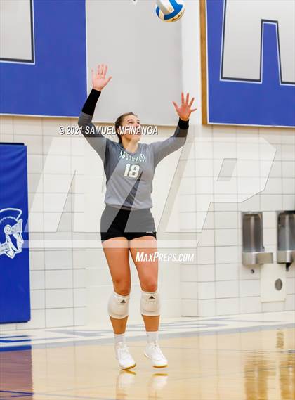 Thumbnail 1 in Lincoln Southwest vs. Pius X photogallery.