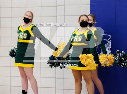 Thumbnail 2 in Lincoln Southwest vs. Pius X photogallery.