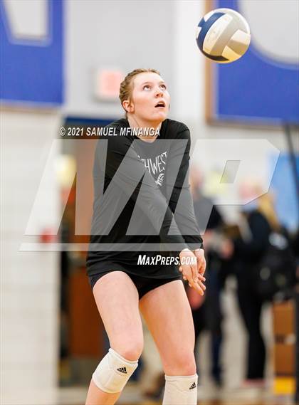 Thumbnail 1 in Lincoln Southwest vs. Pius X photogallery.