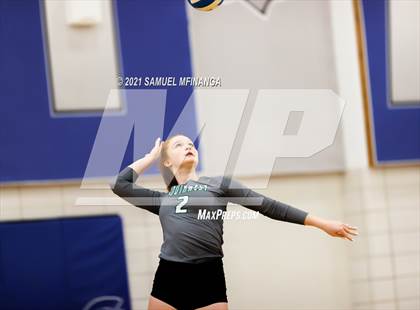 Thumbnail 3 in Lincoln Southwest vs. Pius X photogallery.