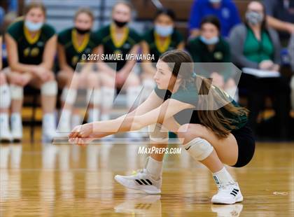 Thumbnail 1 in Lincoln Southwest vs. Pius X photogallery.