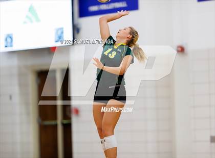 Thumbnail 3 in Lincoln Southwest vs. Pius X photogallery.