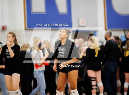 Thumbnail 1 in Lincoln Southwest vs. Pius X photogallery.