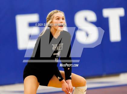 Thumbnail 2 in Lincoln Southwest vs. Pius X photogallery.