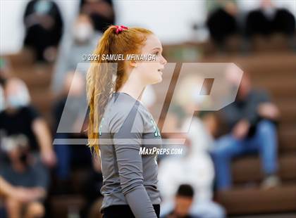 Thumbnail 1 in Lincoln Southwest vs. Pius X photogallery.