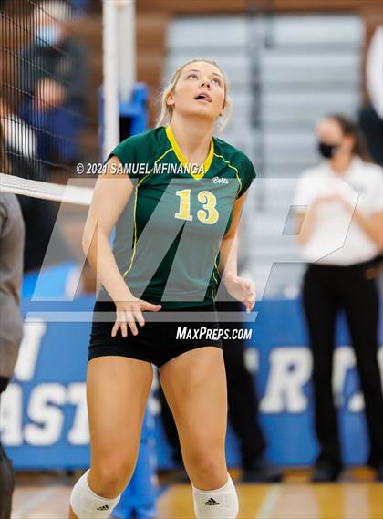 Thumbnail 1 in Lincoln Southwest vs. Pius X photogallery.