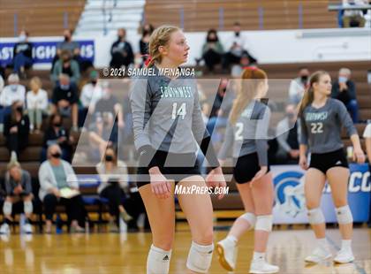 Thumbnail 2 in Lincoln Southwest vs. Pius X photogallery.