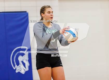 Thumbnail 2 in Lincoln Southwest vs. Pius X photogallery.