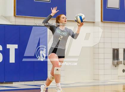 Thumbnail 3 in Lincoln Southwest vs. Pius X photogallery.
