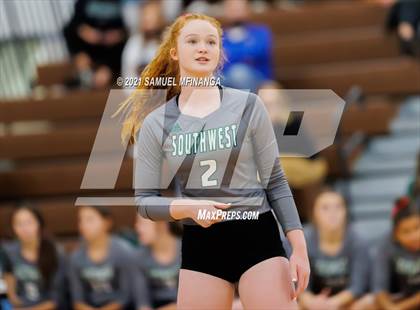 Thumbnail 2 in Lincoln Southwest vs. Pius X photogallery.