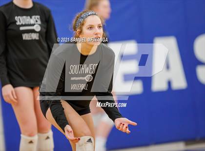 Thumbnail 1 in Lincoln Southwest vs. Pius X photogallery.