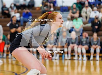 Thumbnail 2 in Lincoln Southwest vs. Pius X photogallery.