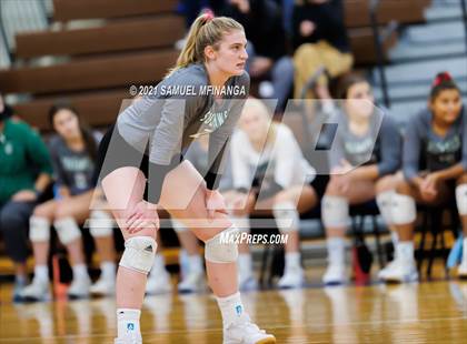 Thumbnail 2 in Lincoln Southwest vs. Pius X photogallery.